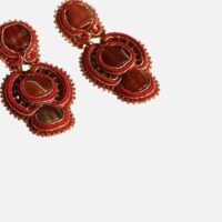 Earrings on the veil – Image 2