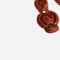 Earrings on the veil – Image 3