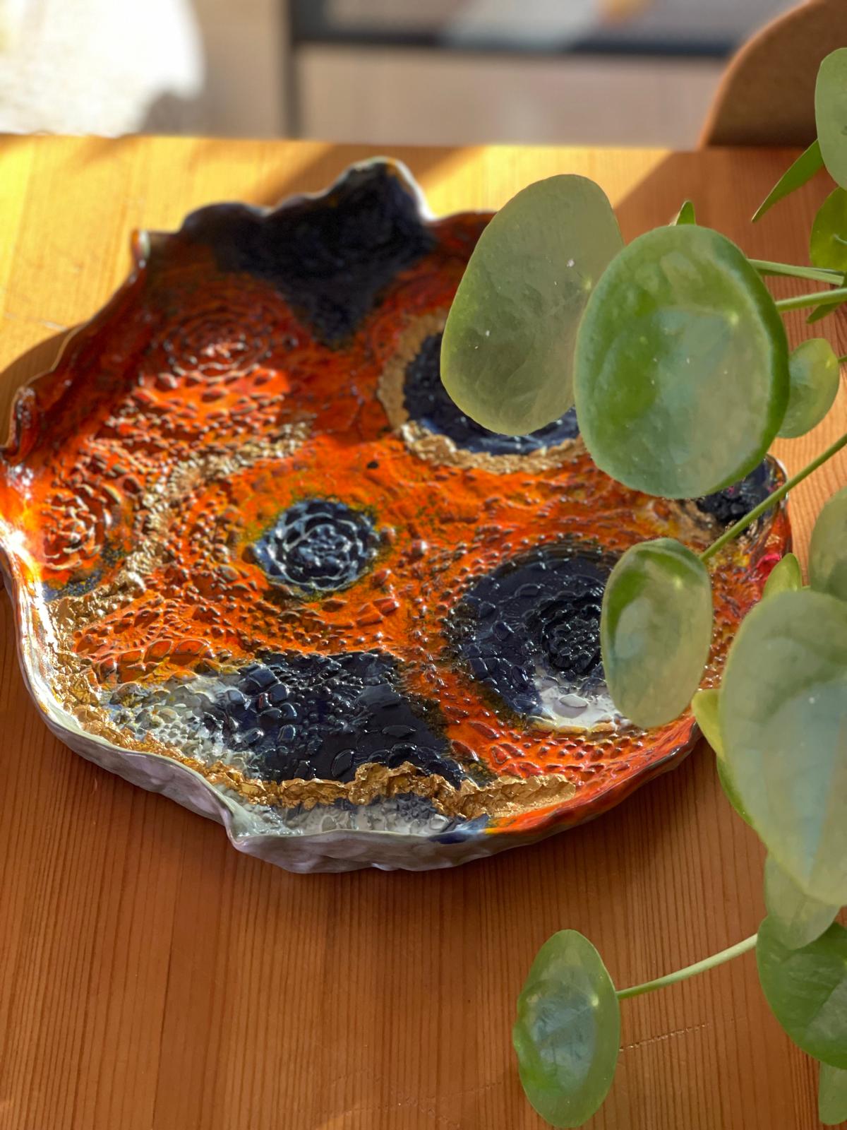 Assiette en céramiques fait main, décoration de table à usages multiples – Image 2