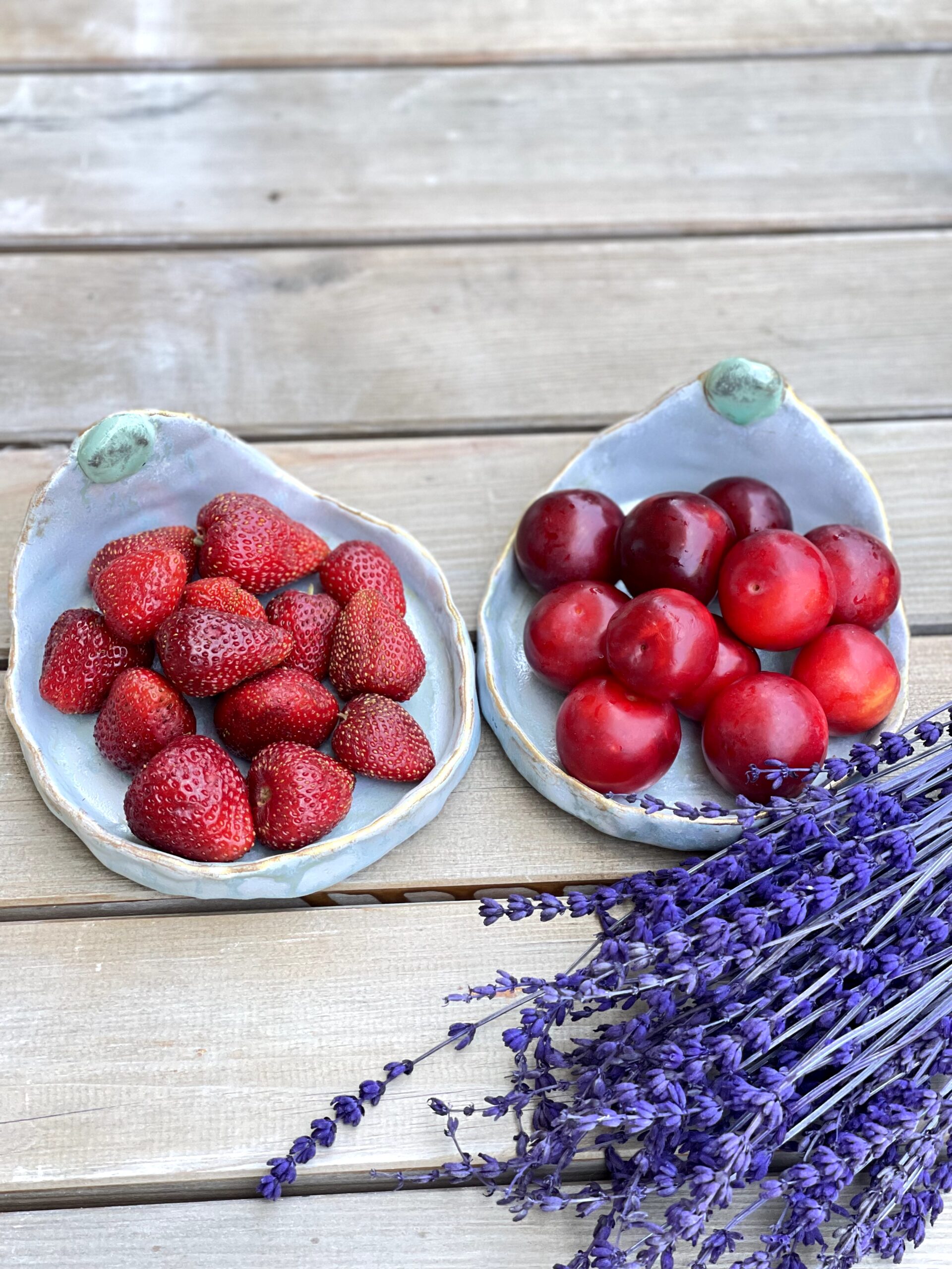 Assiettes en céramique fait main pour décoration, servir de fruits, du fromage ou accompagnement – Image 10
