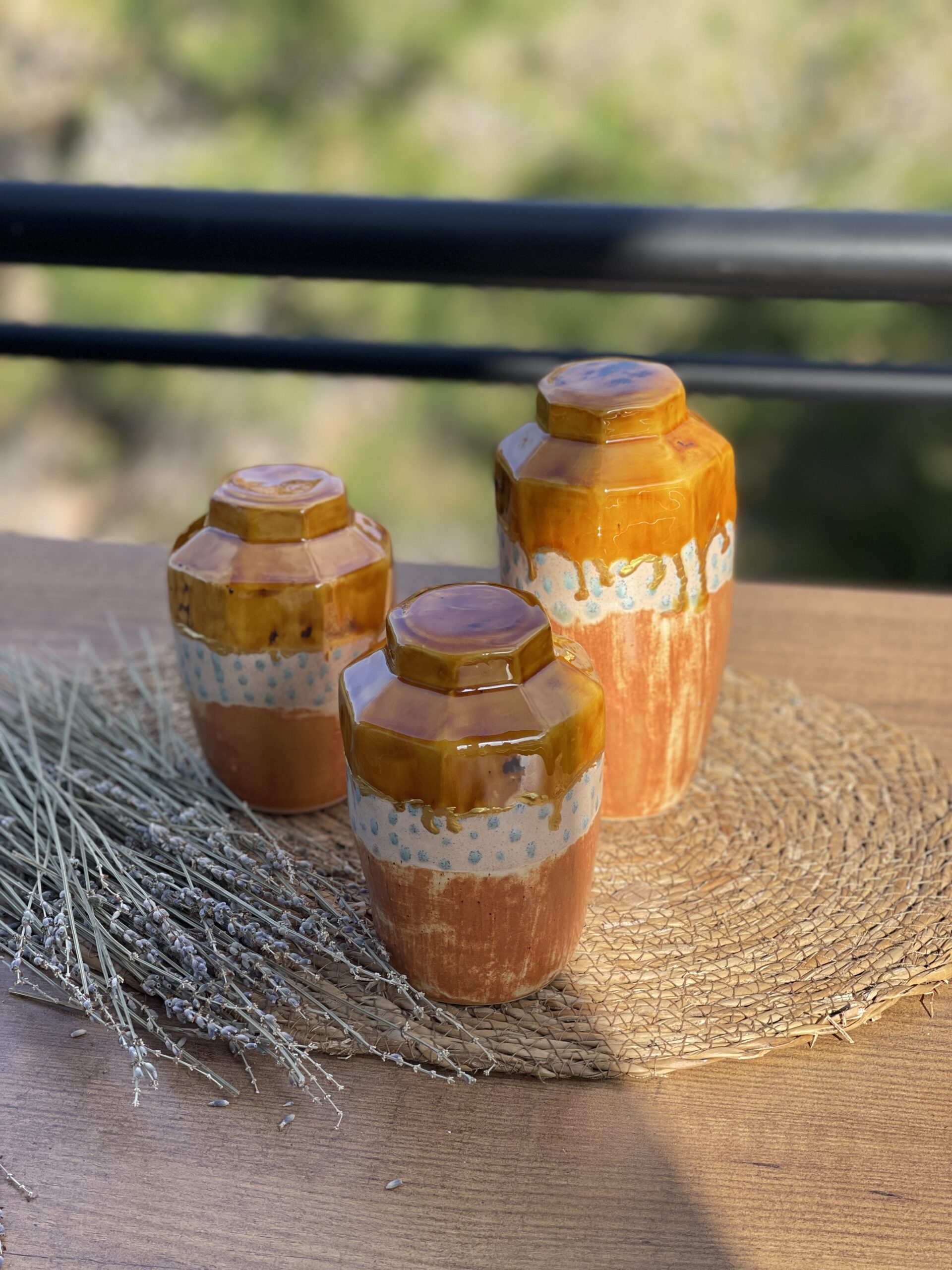 Trio de vases en céramique faits main – Image 5