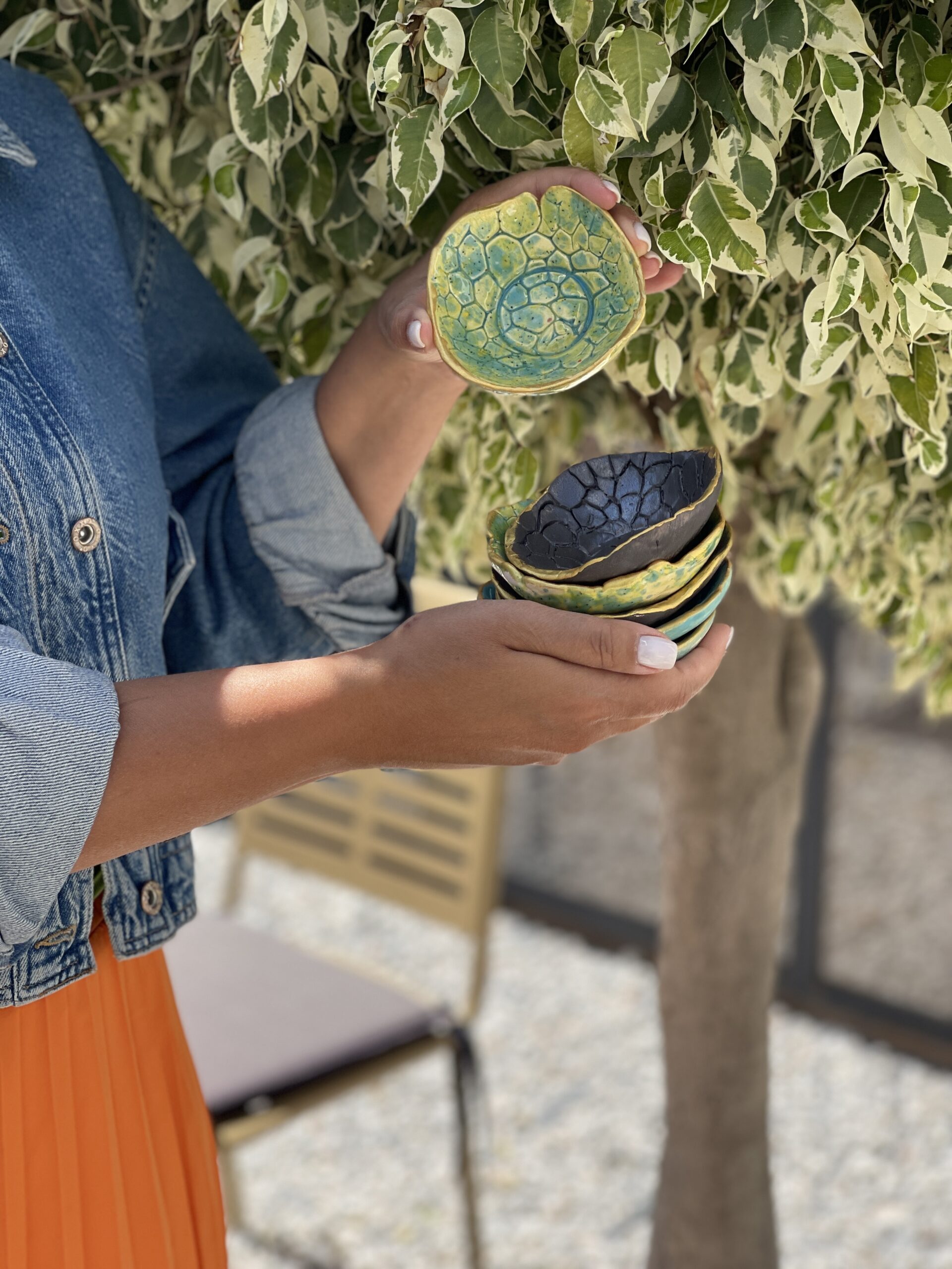 6 petites assiettes en céramique, fait main, vert, bleu, marron, à usages multiples