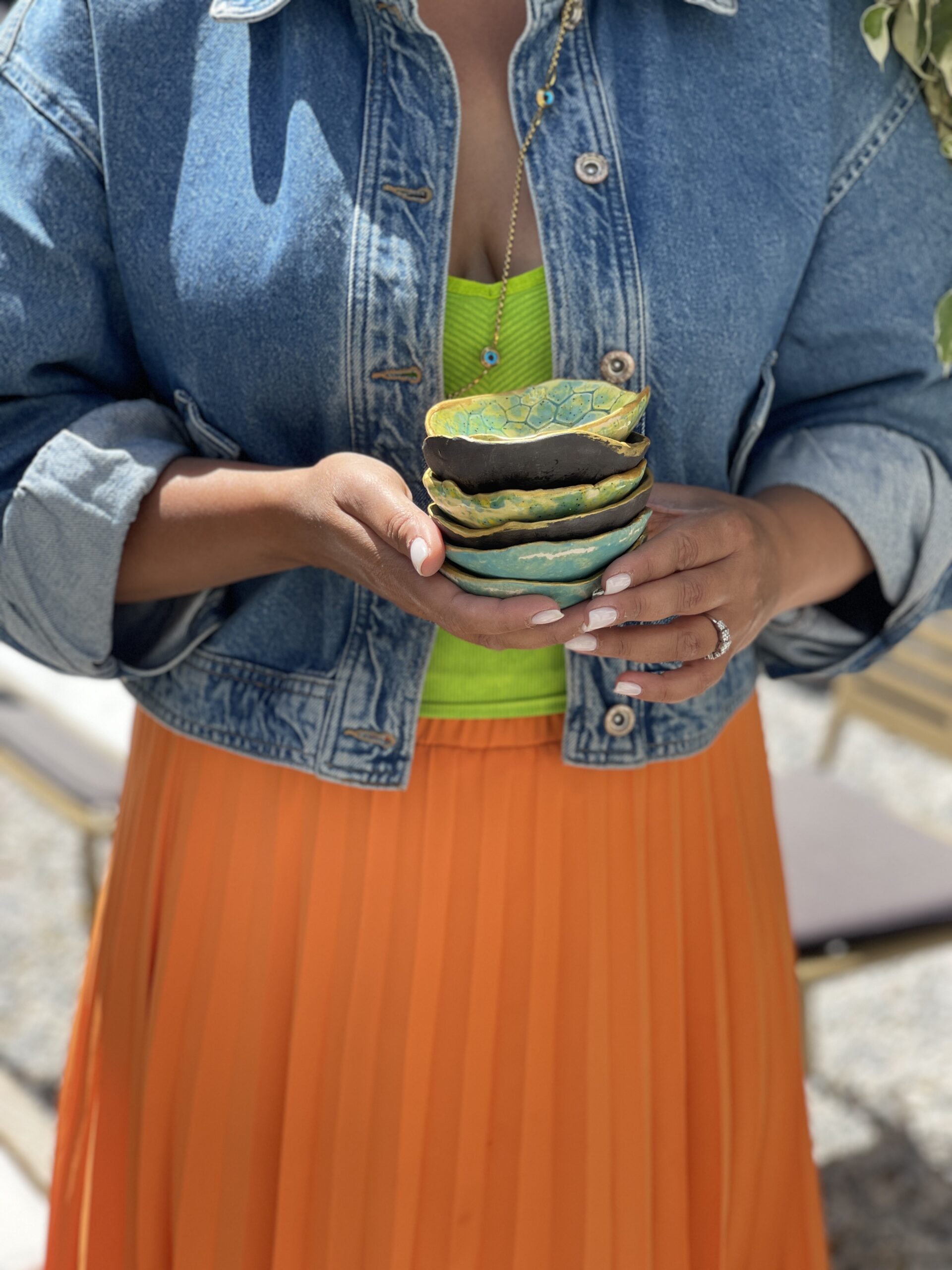 6 petites assiettes en céramique, fait main, vert, bleu, marron, à usages multiples – Image 3