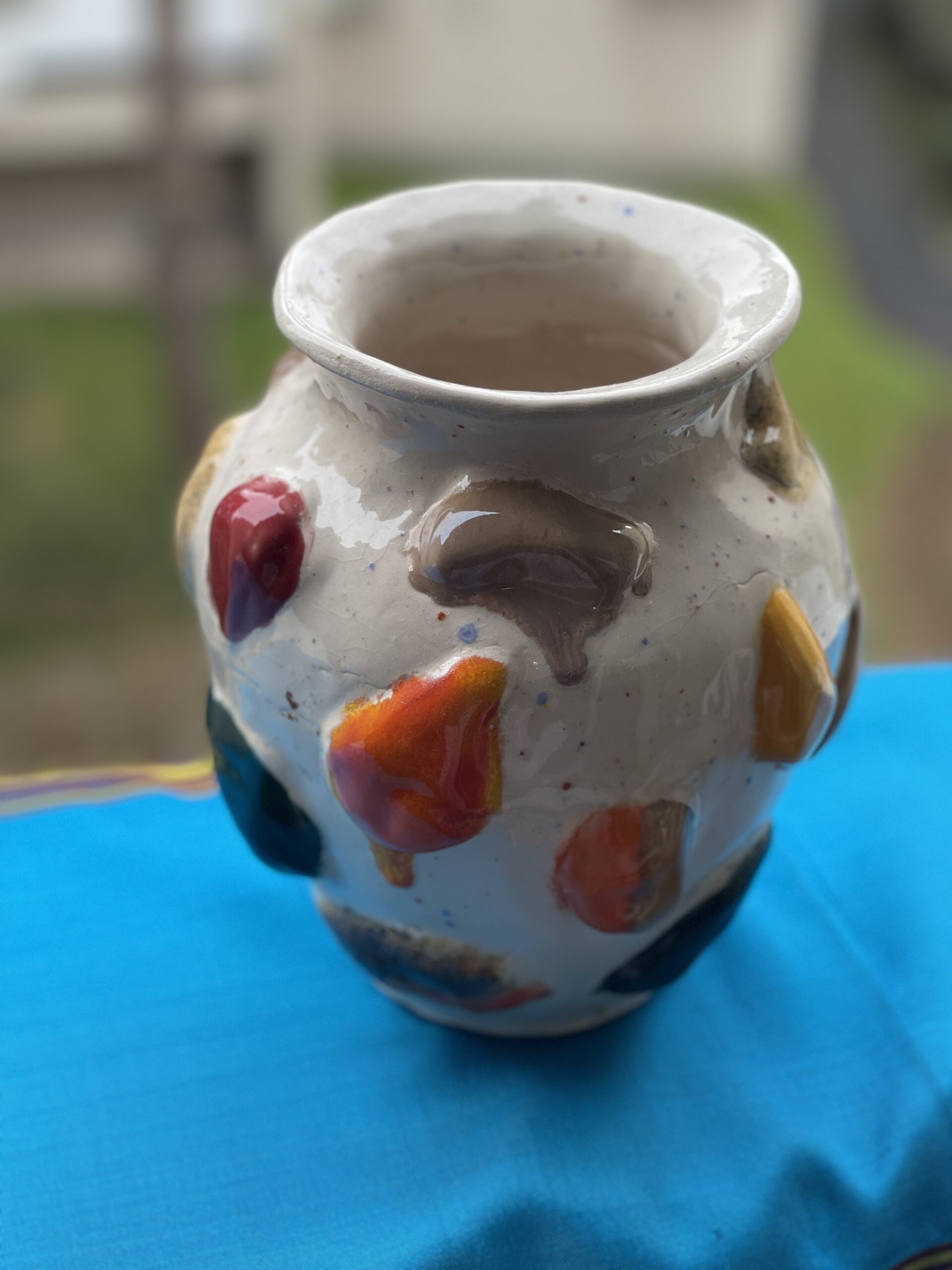 Grand vase en céramique, fait main adapté aux différents styles d'intérieur. – Image 10