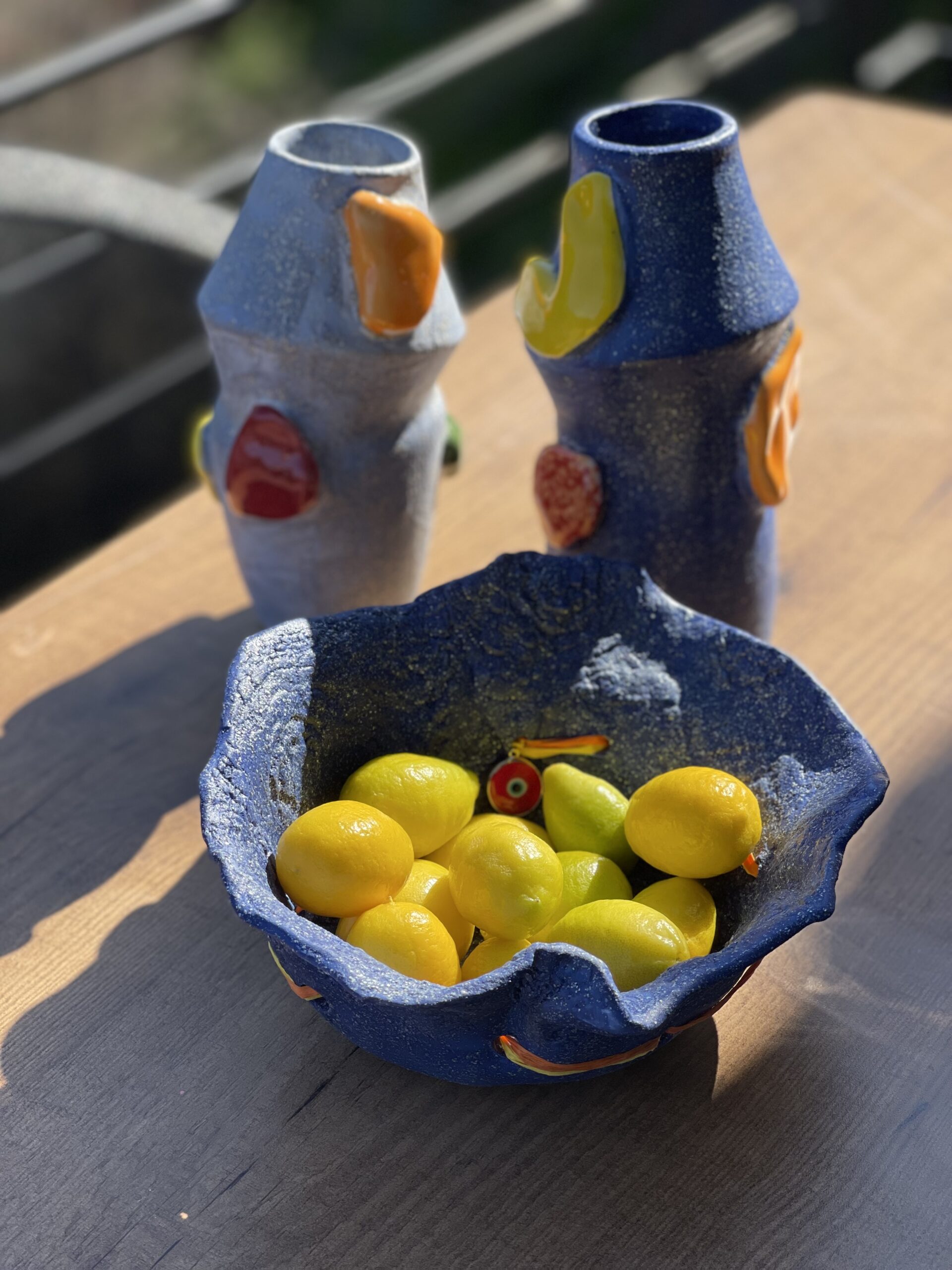 Bol en céramique fine fait main à usages multiples. – Image 8