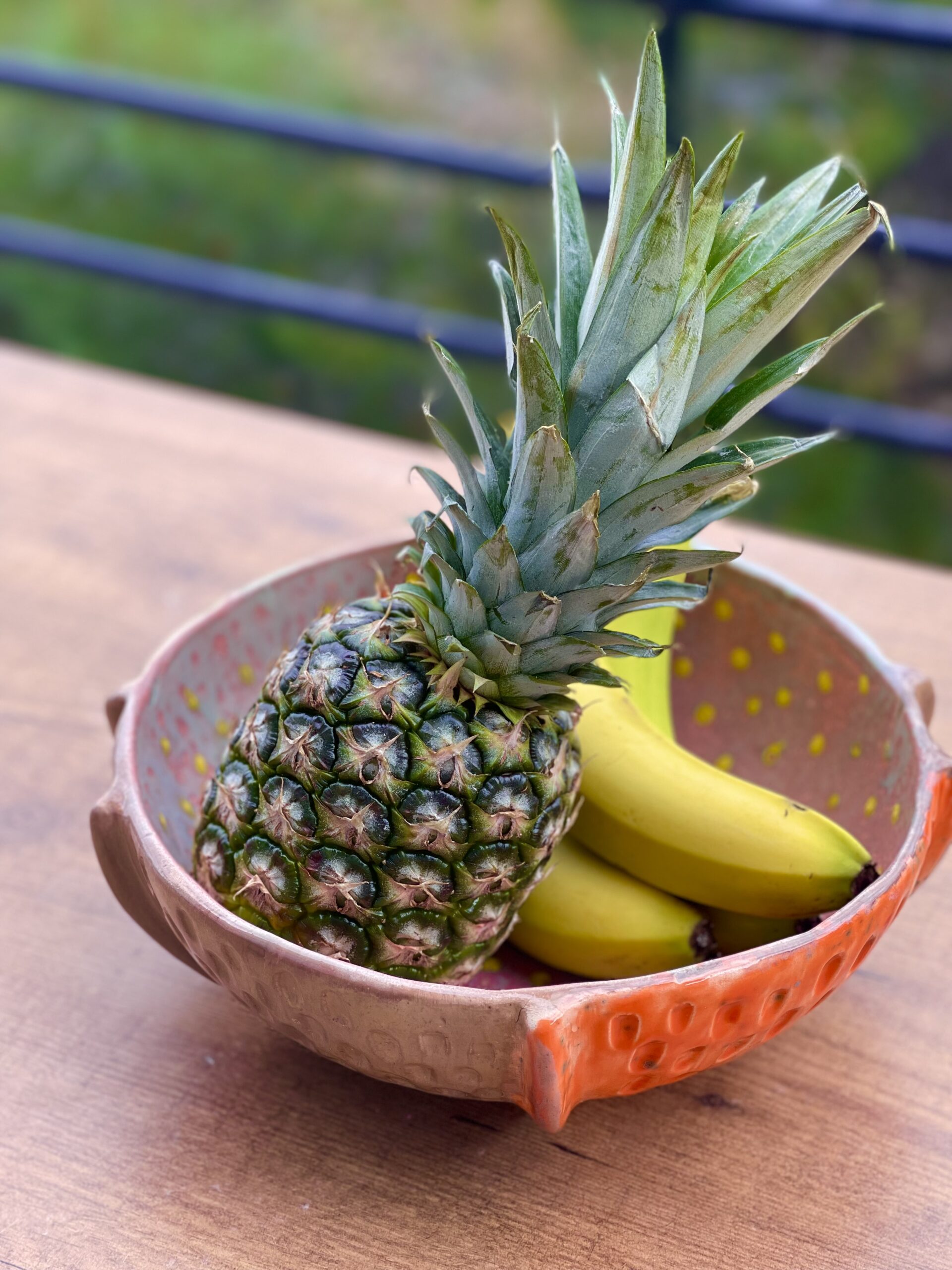 Bol de service en céramique fait main. Magnifique poterie artisanale à usages multiples – Image 8