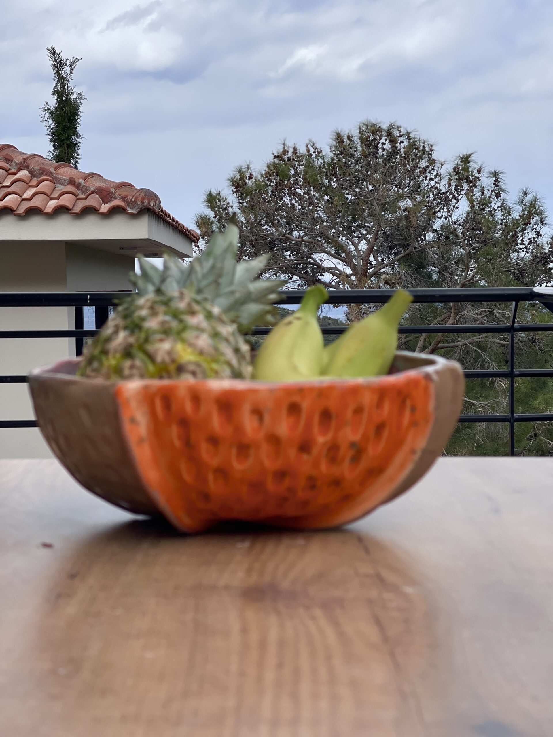 Bol de service en céramique fait main. Magnifique poterie artisanale à usages multiples – Image 9