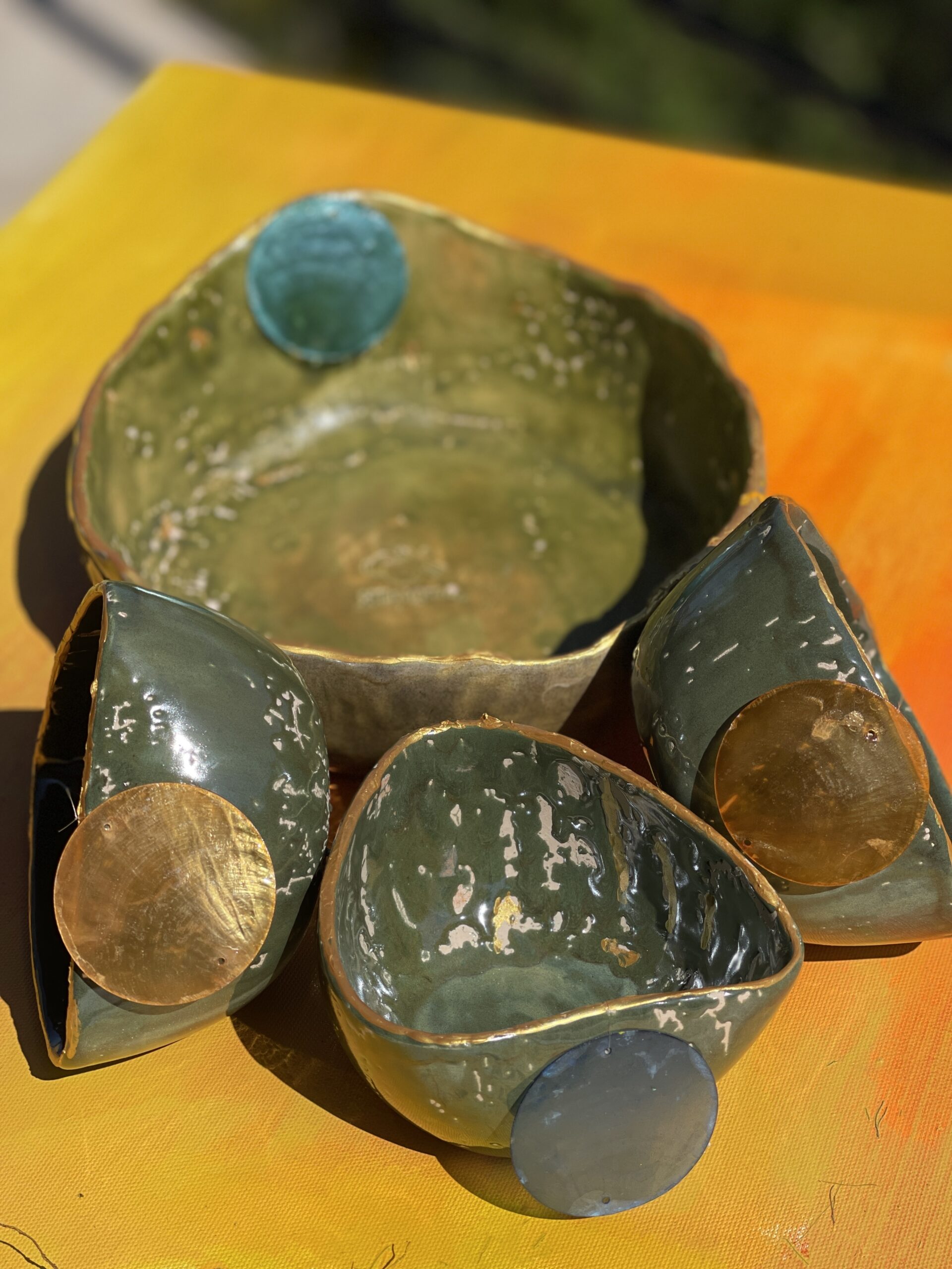 4 bols en céramique fait main. Sublime poterie artisanale à usage multiples. – Image 2