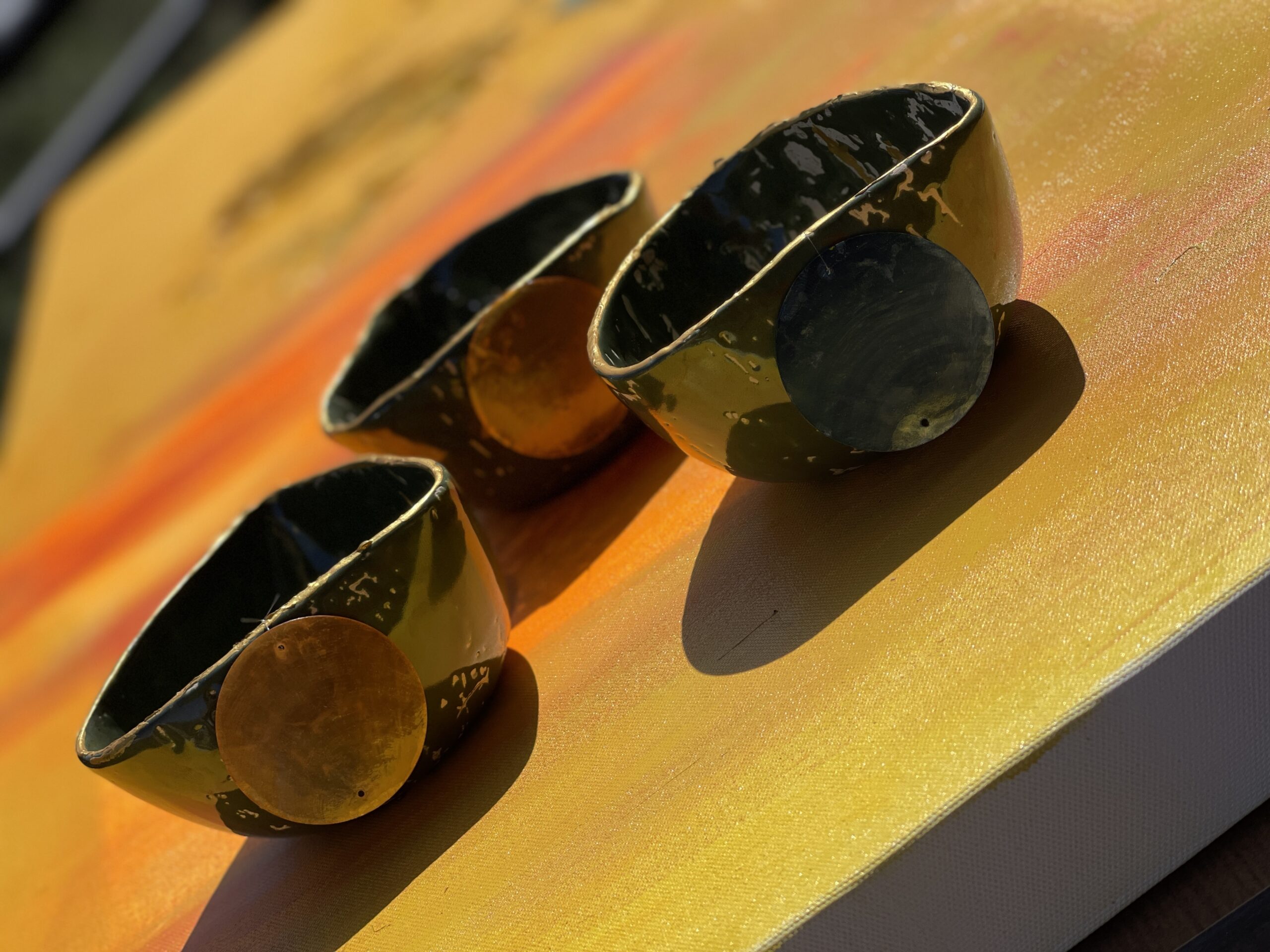 4 bols en céramique fait main. Sublime poterie artisanale à usage multiples. – Image 5