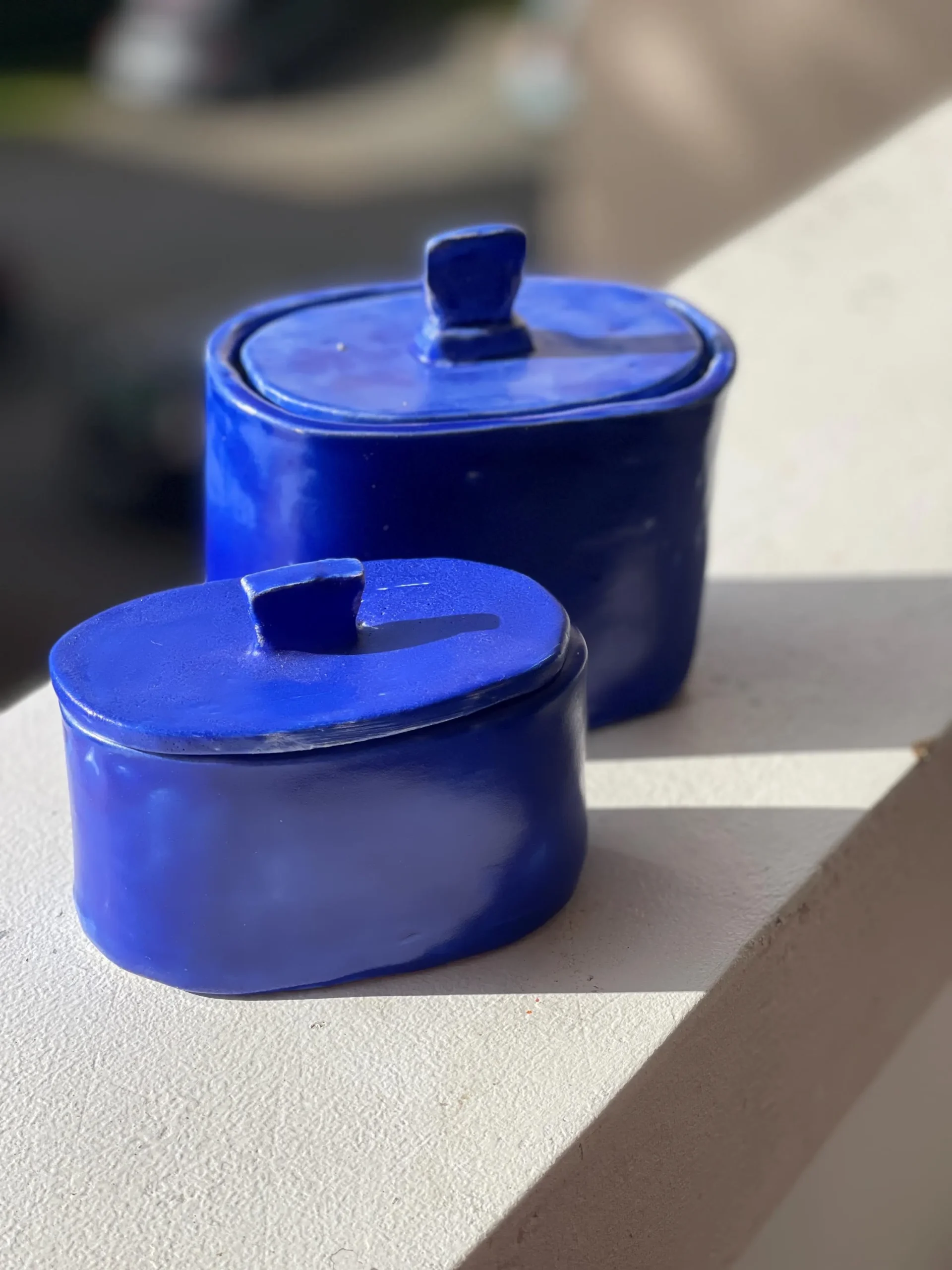 Duo pots en céramique haute qualité faits main bleu azur. Pots décoratifs artisanaux pour sucre, thé, café, chocolats. – Image 11