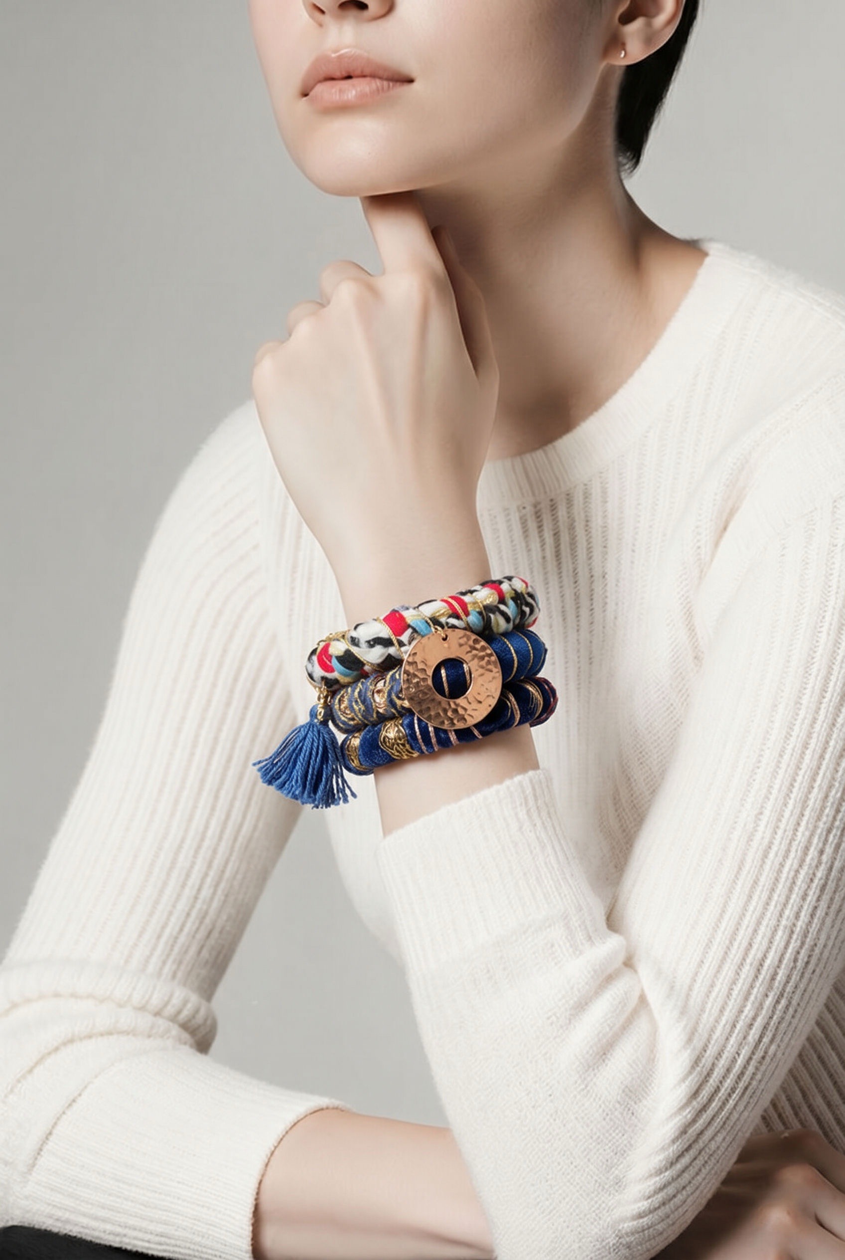 Bracelets Artisanaux Persans Faits Main – Trio Bohème en Tissu de Haute Qualité Bleu et Or – Image 2